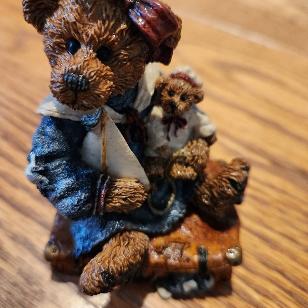 Boyds Bears Blue and Brown Figurine